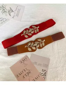 Ceinture élastique pour femme avec boucle de feuille d'or robe stretch ceinture décorative.