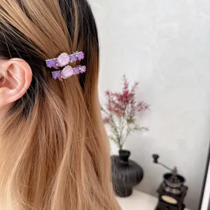 Exquisite rhinestone hair clip for women, sparkling crystal side clip and duckbill hairpin.