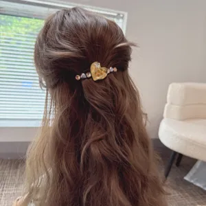 Elegant heart rhinestone hair clip sweet barrette duckbill hairpin for women charming daily styling
