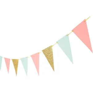 Details of glitter paper triangle banner bunting for birthday party and holiday decoration.