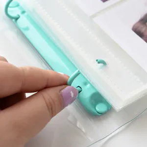 Détail clair de l'anneau de classeur pour photocarte 3 pouces, page d'album d'idole PVC.
