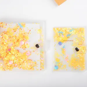 Loose-leaf PP photo album with glitter sequins and snap button for storing 3 4 5 inch pictures.