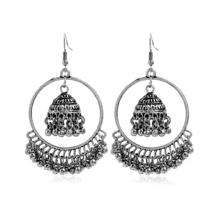 Vintage ασημένια σκουλαρίκια κρίκοι jhumka με χάντρες και εθνοτικό σχέδιο φούντας.