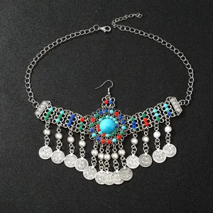 Bijou de tête bohème ethnique exquis, accessoire de cheveux vintage en strass et pièces.