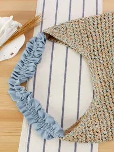 Sac à épaule en paille tissée avec lanière froncée, sac cabas chic pour plage et travail.
