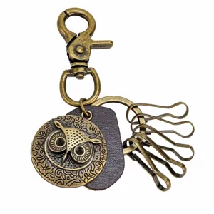 Porte-clés Chouette en Alliage de Cuir Vintage Pendentif Motif Fleur Gravé Anneau de Clé pour Accessoires Décoratifs de Sac à Dos de Voiture