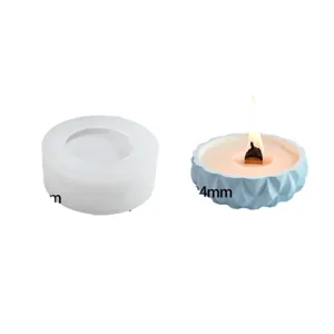 Stampo per candele in silicone fai da te con candela profumata geometrica finita per artigianato