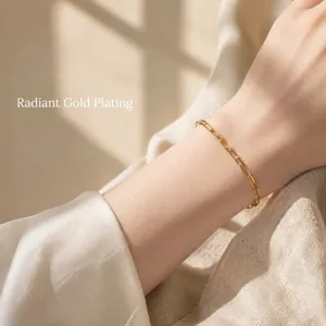 Dainty 925 silver gold-plated paperclip chain bracelet, minimalist chic everyday jewelry.