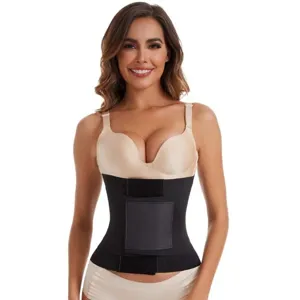 Modella la tua silhouette con questo corsetto nero modellante a doppio supporto.