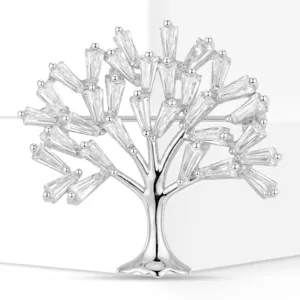 Squisita spilla albero della vita con pietre di zircone scintillanti in metallo argentato.
