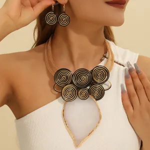 Exaggerated Handmade Aluminum Wire Woven Leaf Resin Gemstone Necklace Earrings Set Western Fashion Jewelry For Women