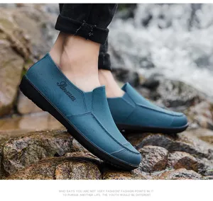 Waterproof short rain boots for men and women, anti-slip outdoor work rubber shoes in dark blue.