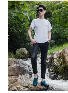 Men short rain shoes outdoor waterproof non-slip rubber boots for gardening and daily wear.