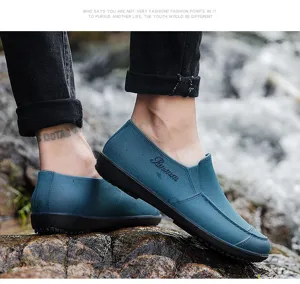 Waterproof short rain shoes for adults, anti-slip outdoor work rubber boots, slip-on style.