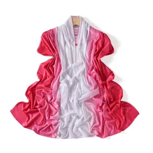 Bufanda larga de punto acanalado con degradado rosa blanco patchwork moda accesorio viaje