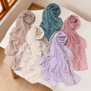 Sciarpa in Chiffon di Lusso Leggero Francese Ricamo Fiocco di Rosa Sciarpe Lunghe Elegante Copricapo Floreale Donna Moda Sciarpa