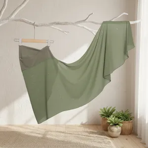 Scialle avvolgente in chiffon glitter verde, elegante foulard scintillante da spiaggia