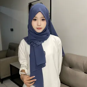 Bellissima sciarpa hijab in chiffon blu con ricamo floreale di camelia per donne.