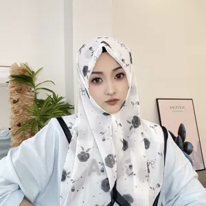 Hijab y panuelo de gasa con estampado floral elegante para mujer, accesorio suave diario.