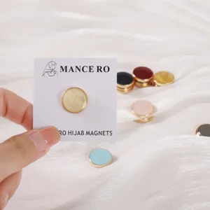 Stilvolle Hijab-Magnete mit Marmor-Emaille, ideal für sichere und elegante Schal-Styling.