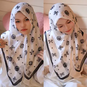 Élégant foulard carré hijab en mousseline à imprimé floral blanc et nœud pour femmes