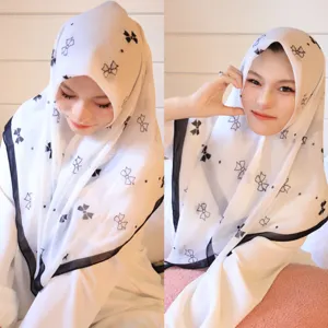 Écharpe foulard hijab en mousseline imprimé nœud papillon tendance, élégant foulard blanc.