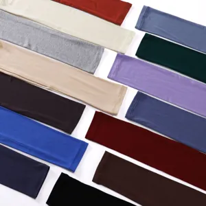 Solid color sun protection ice sleeves detail display, lightweight breathable arm covers.