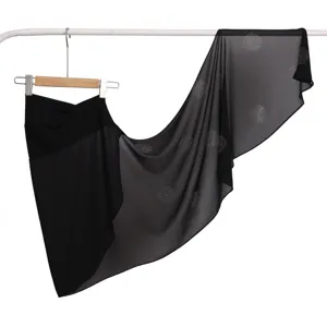 Zwarte chiffon sjaal met strass stippen en kristal hennep, elegante dansaccessoire.