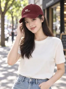 Cappellino da baseball stile coreano lavato e strappato con ricamo chic da donna