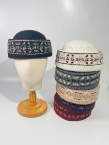 Bonnet docker tricoté Fair Isle hiver chaud en laine rétro jacquard bord roulé marin
