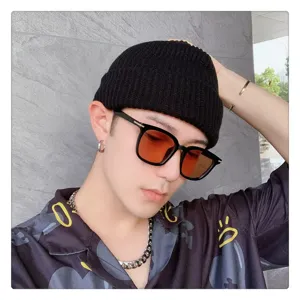 Gorro de punto negro cálido para hombre, gorro de lana grueso liso para clima frío y invierno.
