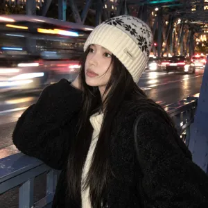 Women Winter Warm Pure Wool Knit Hat Fair Isle Snowflake Pattern Casual Thickened Roll Cuff Beanie Cap