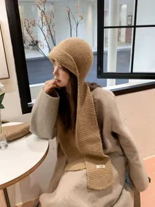 Bonnet tricoté d'hiver pour femme avec écharpe intégrée, bonnet chaud et mignon pour le froid.