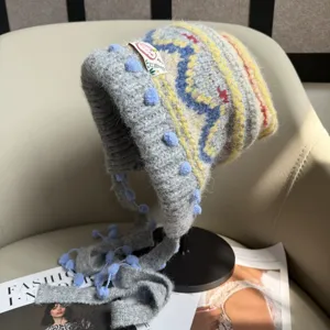Berretto in maglia retro Fair Isle da donna, cappello di lana caldo autunno inverno con ponpon.