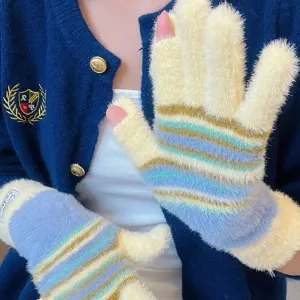 Gants tricotés rayés colorés et sans doigts, chauds et douillets pour femmes en hiver.
