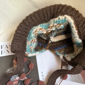 Passamontagna in maglia rétro Fair Isle, caldo berretto invernale con paraorecchie e pompon.