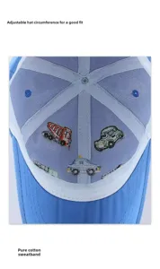 Berretto da baseball per bambini con fascia in cotone e simpatico ricamo di auto.