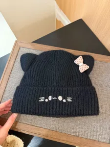 Gorro de punto negro con orejas de gato, lazo bonito y bordado, gorro de invierno cálido mujer.