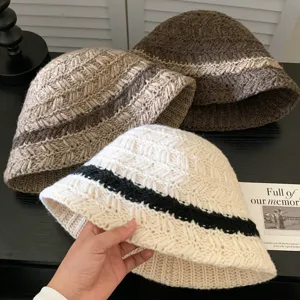 Chapeau cloche en tricot de style japonais pour femme, bonnet chaud d'automne et d'hiver.