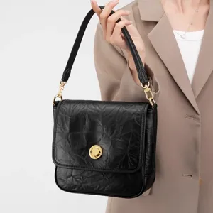 Women Genuine Leather Shoulder Bag Retro Ruched Underarm Tote Bag Chic Design Solid Color Metal Lock Handbag