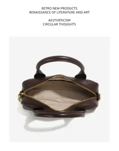 Retro genuine leather Boston bag top-layer cowhide shoulder handbag interior detail view