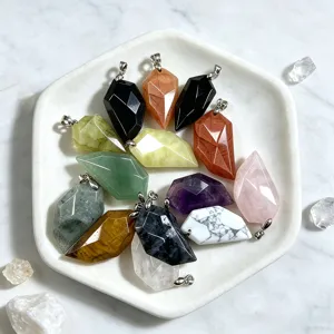 Pietra naturale cristallo taglio dente di lupo foglia ciondolo pietra semi-preziosa collana DIY