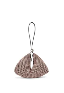 Detalle de bolso de noche triangular de pedrería brillante, bolso de lujo para mujer.