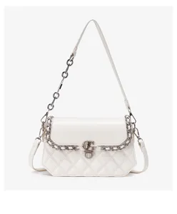 Witte gewatteerde schoudertas met stijlvolle metalen ketting en G-sluiting dames.