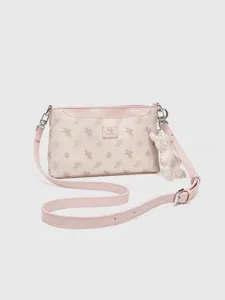 Stylish women shoulder bag with cute bear charm chic daily crossbody handbag for ladies.
