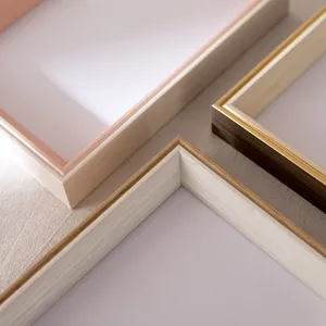 Modern minimalist resin picture frame for wall mounting and tabletop display decor.