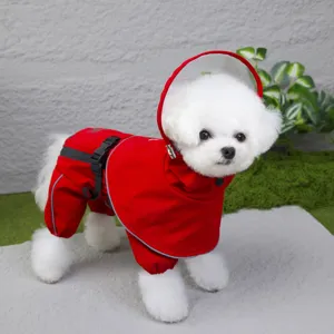 Imperméable rouge pour animal de compagnie avec capuche transparente et bandes réfléchissantes