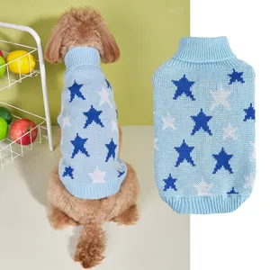 Maglione in maglia blu per cani con motivo a stelle, design a collo alto per animali domestici.