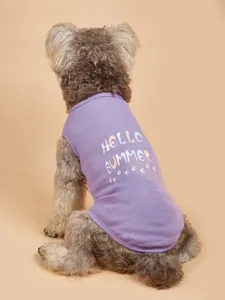 Detail de gilet d'ete pour animaux de compagnie,vetement pour chien avec motif.