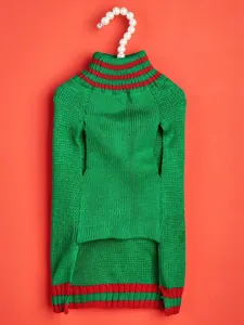 Christmas knit pet sweater for dogs and cats, classic red and green lapel design for winter.